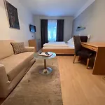 Kohlmayr فندق مبيت وإفطار 3*