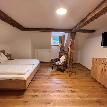 Gasthof Kohlmayr Bed & Breakfast Gmund in Karnten