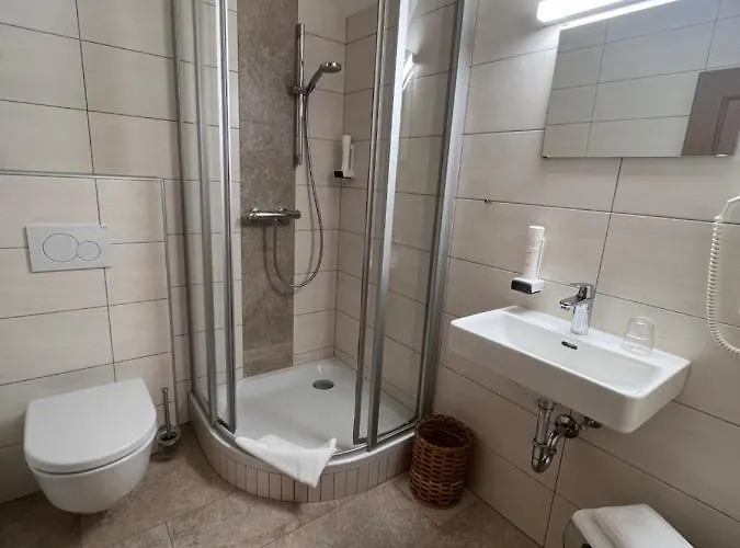 Bed & Breakfast Hotel Kohlmayr Gmund in Karnten