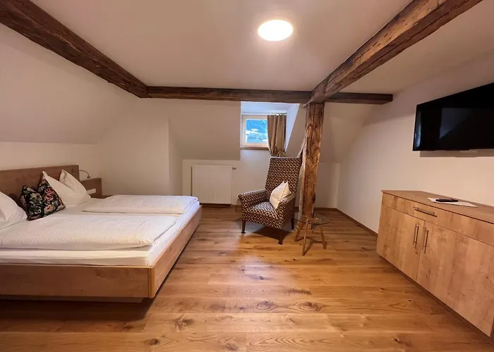 Hotel Kohlmayr Bed & Breakfast Gmund in Karnten